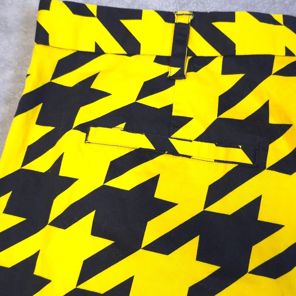 Loudmouth Golf Shorts Mens 42 Yellow Black Houndstooth Pattern Statement Preppy